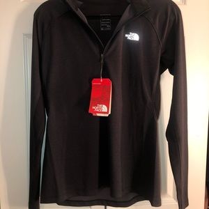 North Face Flash Dry Standard Fit Half Zip